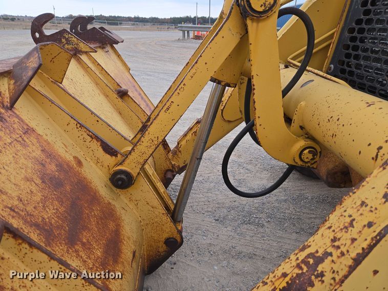 image for item ET5284 1996 John Deere 310D backhoe