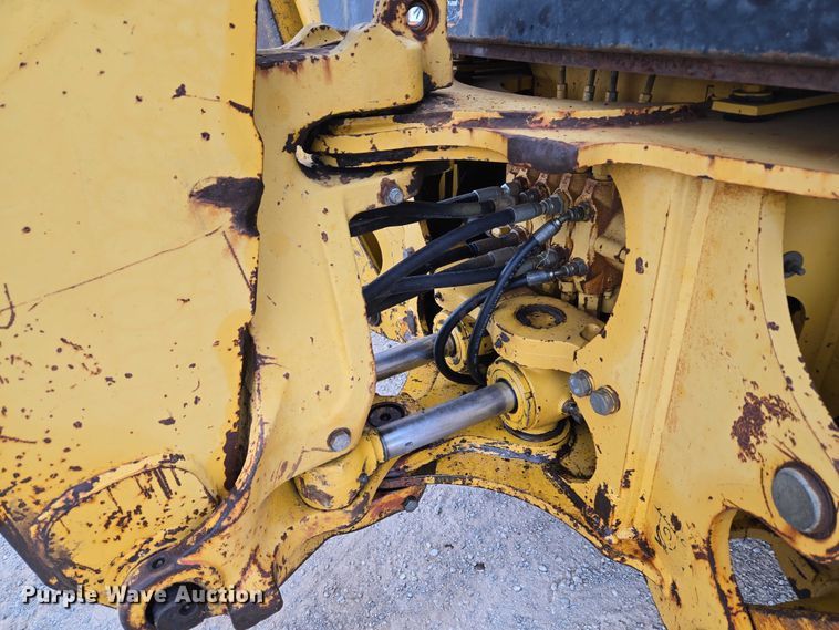 image for item ET5284 1996 John Deere 310D backhoe