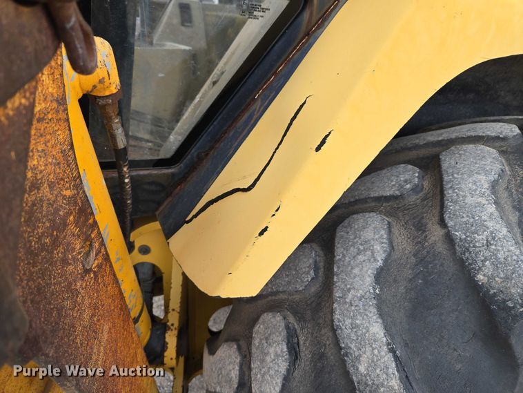 image for item ET5284 1996 John Deere 310D backhoe