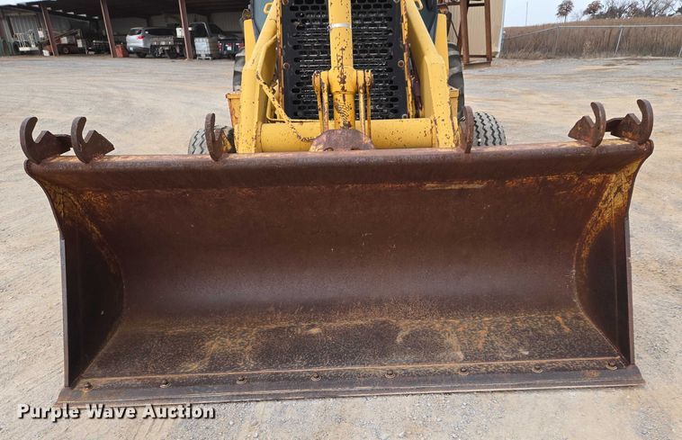 image for item ET5284 1996 John Deere 310D backhoe