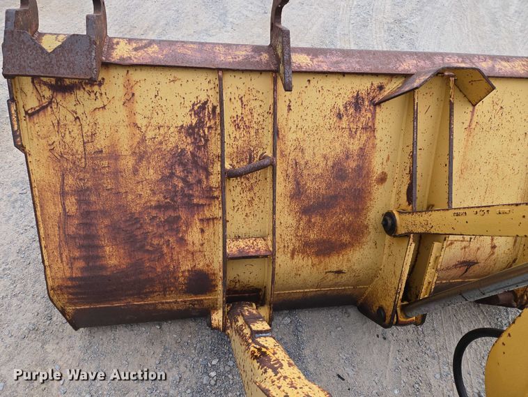 image for item ET5284 1996 John Deere 310D backhoe