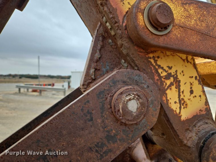 image for item ET5284 1996 John Deere 310D backhoe