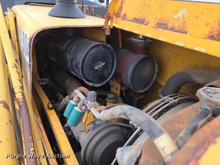 image for item ET5284 1996 John Deere 310D backhoe