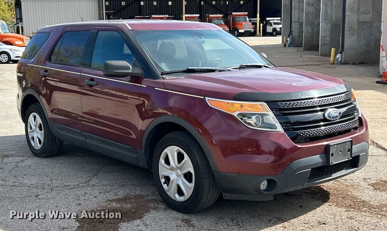 image for item ET6608 2015 Ford Explorer Police Interceptor SUV