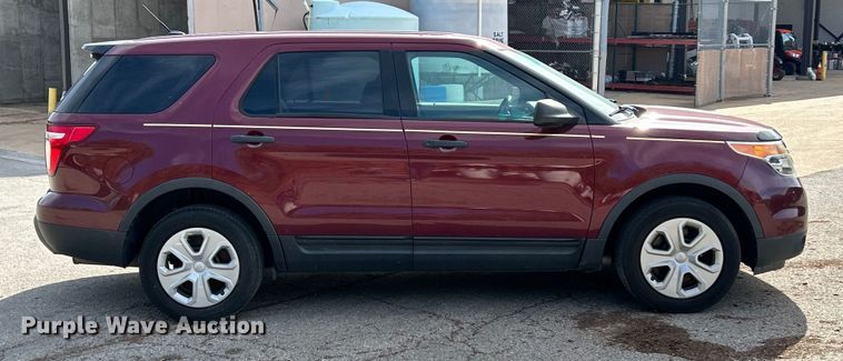 image for item ET6608 2015 Ford Explorer Police Interceptor SUV