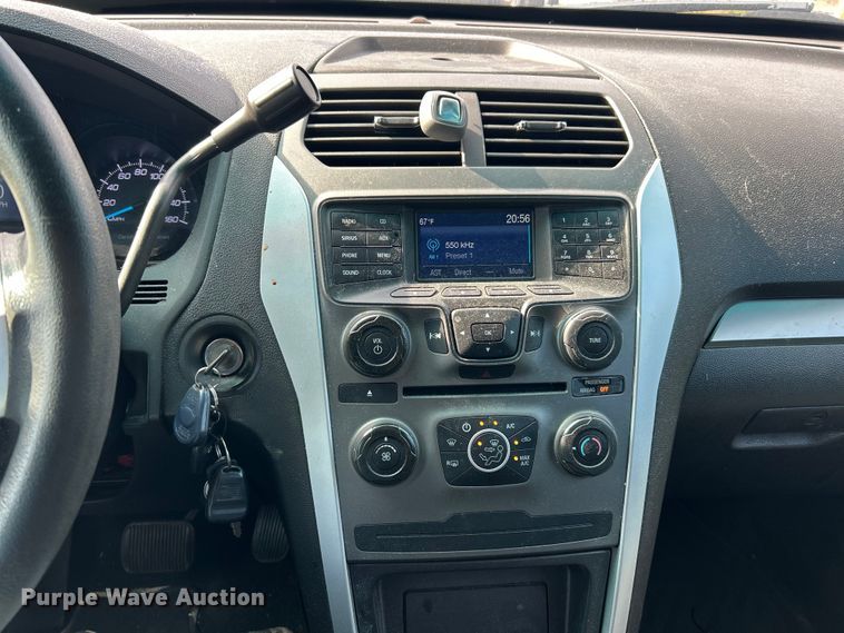 image for item ET6608 2015 Ford Explorer Police Interceptor SUV