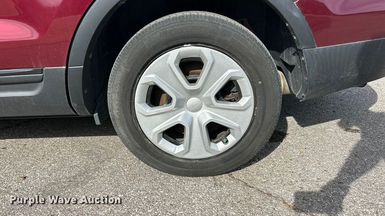 image for item ET6608 2015 Ford Explorer Police Interceptor SUV