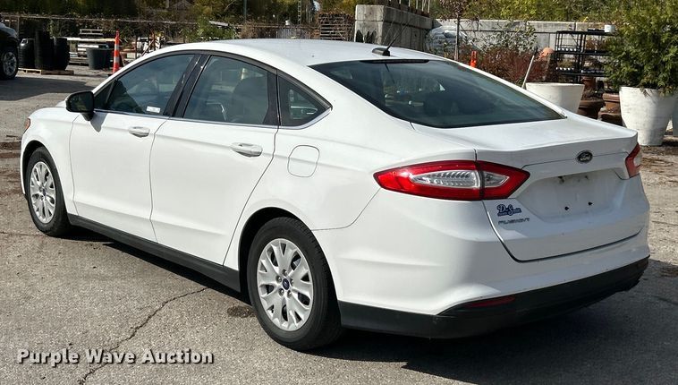 image for item ET6609 2013 Ford Fusion 