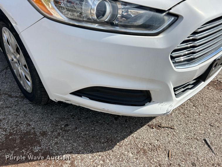 image for item ET6609 2013 Ford Fusion 