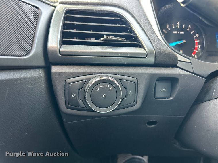 image for item ET6609 2013 Ford Fusion 