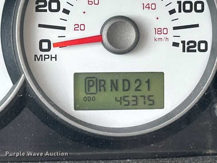 image for item ET6610 2005 Ford Escape SUV