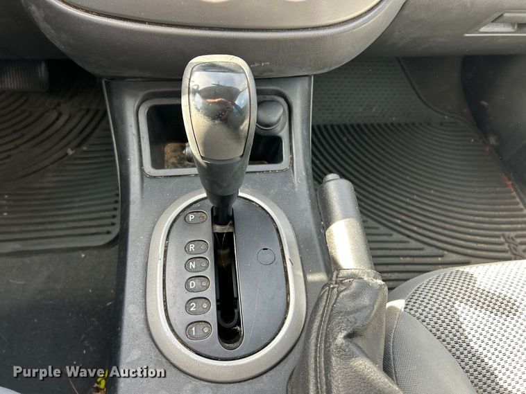 image for item ET6610 2005 Ford Escape SUV