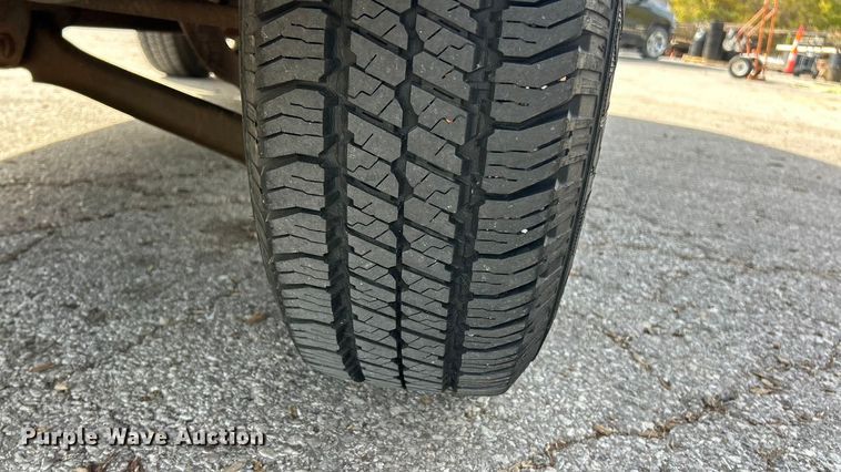 image for item ET6610 2005 Ford Escape SUV