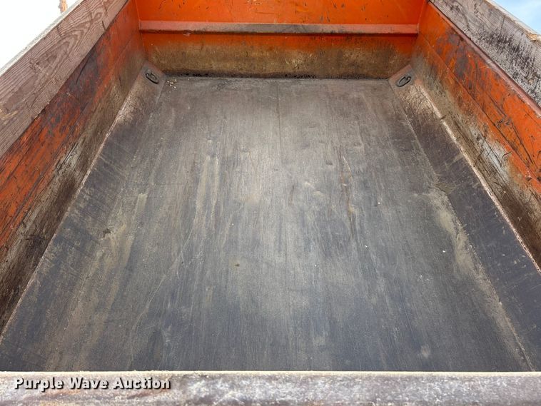 image for item ET6613 2015 Freightliner Business Class M2 dump truck