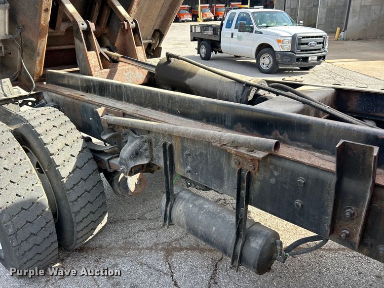 image for item ET6613 2015 Freightliner Business Class M2 dump truck