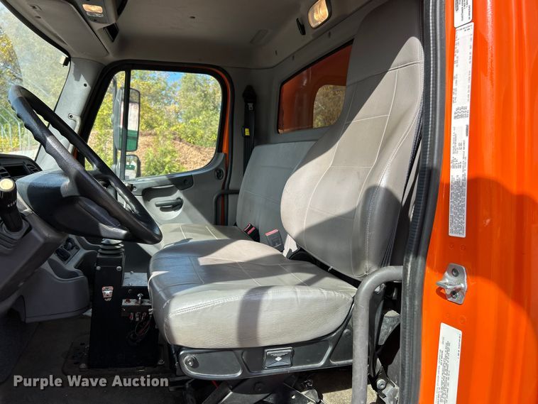 image for item ET6613 2015 Freightliner Business Class M2 dump truck