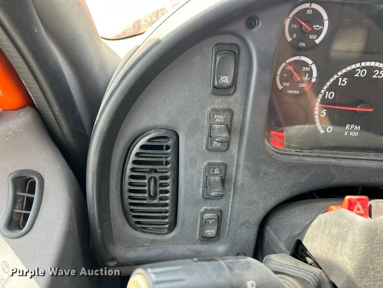 image for item ET6613 2015 Freightliner Business Class M2 dump truck