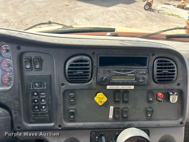 image for item ET6613 2015 Freightliner Business Class M2 dump truck