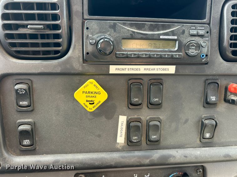 image for item ET6613 2015 Freightliner Business Class M2 dump truck