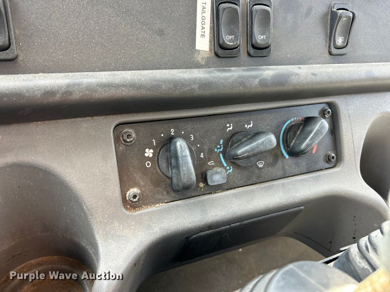 image for item ET6613 2015 Freightliner Business Class M2 dump truck