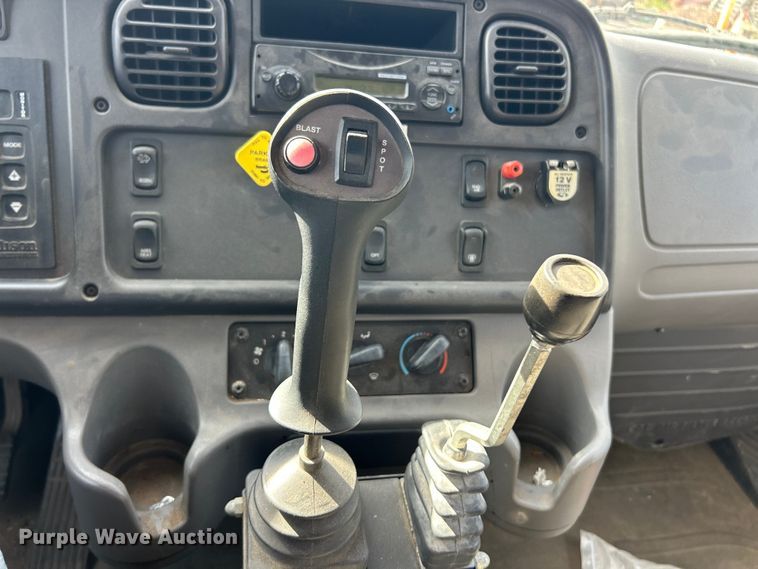 image for item ET6613 2015 Freightliner Business Class M2 dump truck