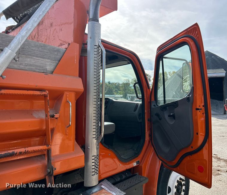 image for item ET6613 2015 Freightliner Business Class M2 dump truck