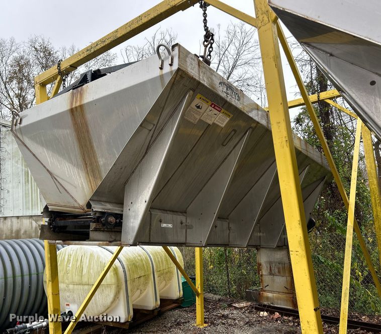 image for item ET6692 Highway F-2500-13 spreader 