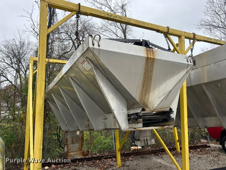 image for item ET6692 Highway F-2500-13 spreader 