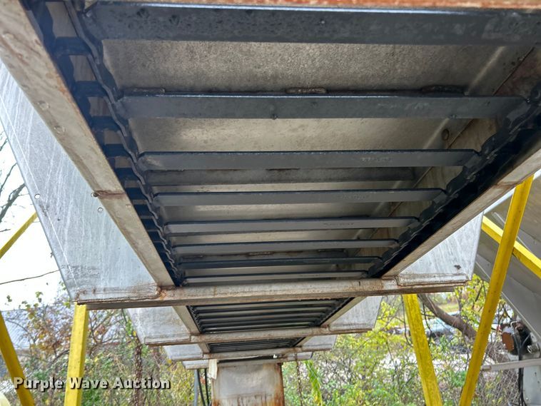 image for item ET6692 Highway F-2500-13 spreader 