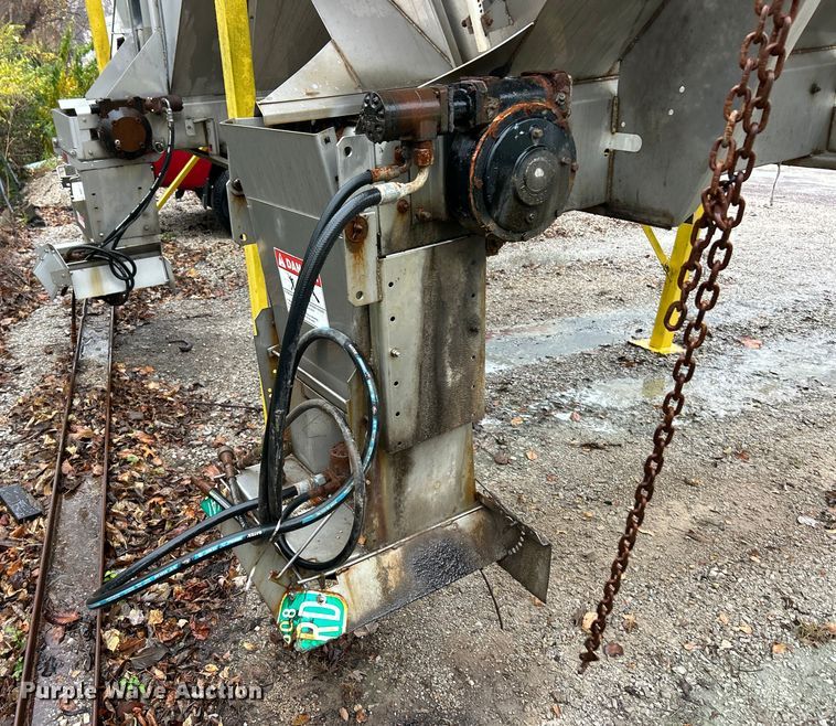 image for item ET6692 Highway F-2500-13 spreader 