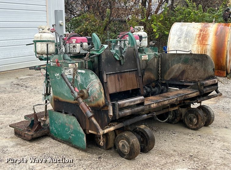 image for item ET6694 Layton D-550 paver