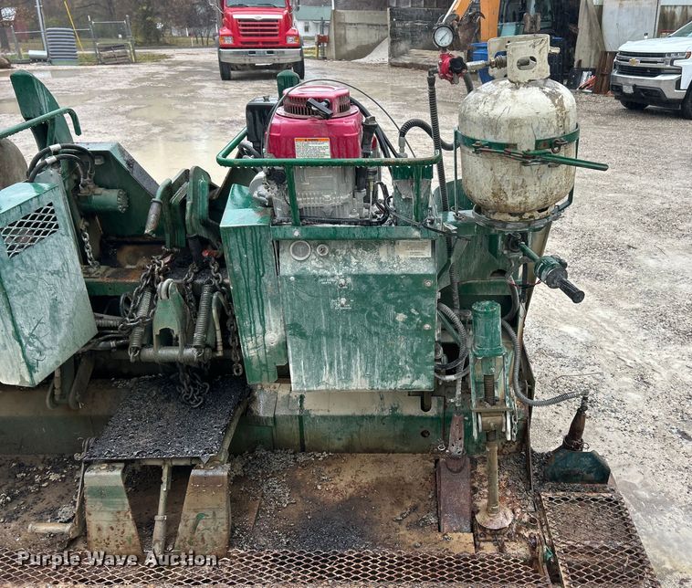 image for item ET6694 Layton D-550 paver