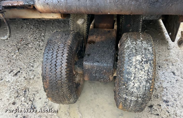 image for item ET6694 Layton D-550 paver