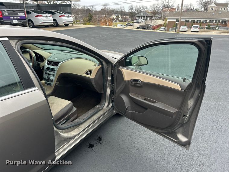 image for item ET6703 2012 Chevrolet Malibu 