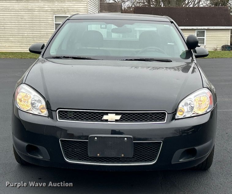 image for item ET6704 2013 Chevrolet Impala Police Cruiser 