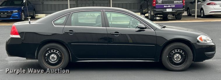 image for item ET6704 2013 Chevrolet Impala Police Cruiser 