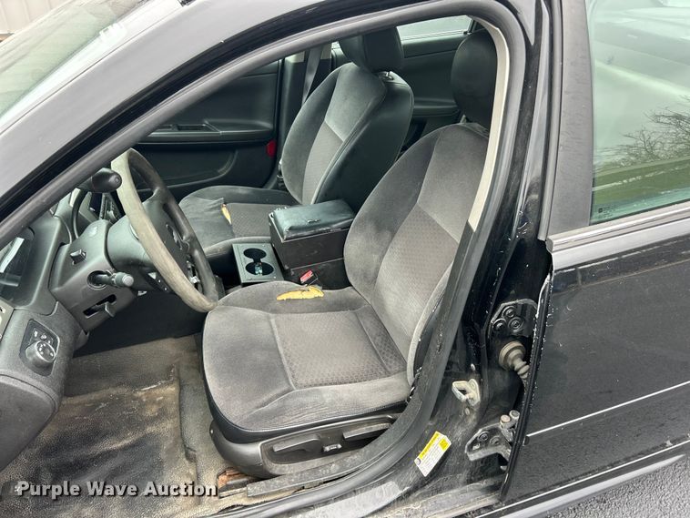 image for item ET6704 2013 Chevrolet Impala Police Cruiser 