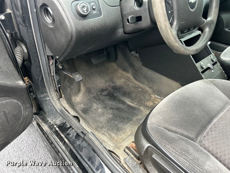 image for item ET6704 2013 Chevrolet Impala Police Cruiser 