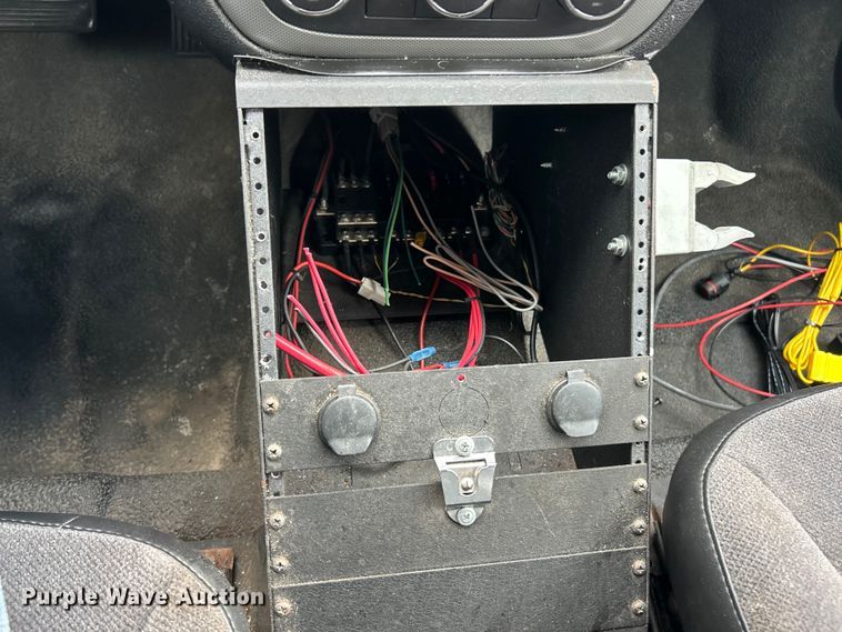 image for item ET6704 2013 Chevrolet Impala Police Cruiser 