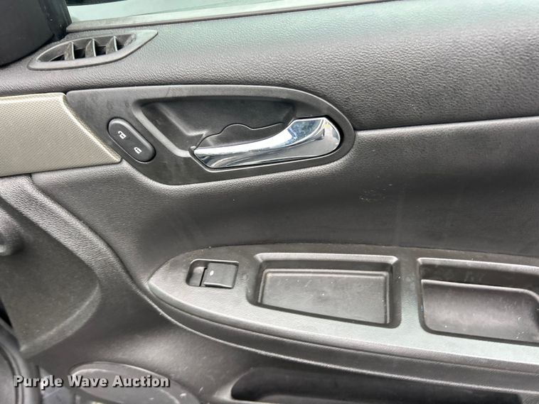 image for item ET6704 2013 Chevrolet Impala Police Cruiser 