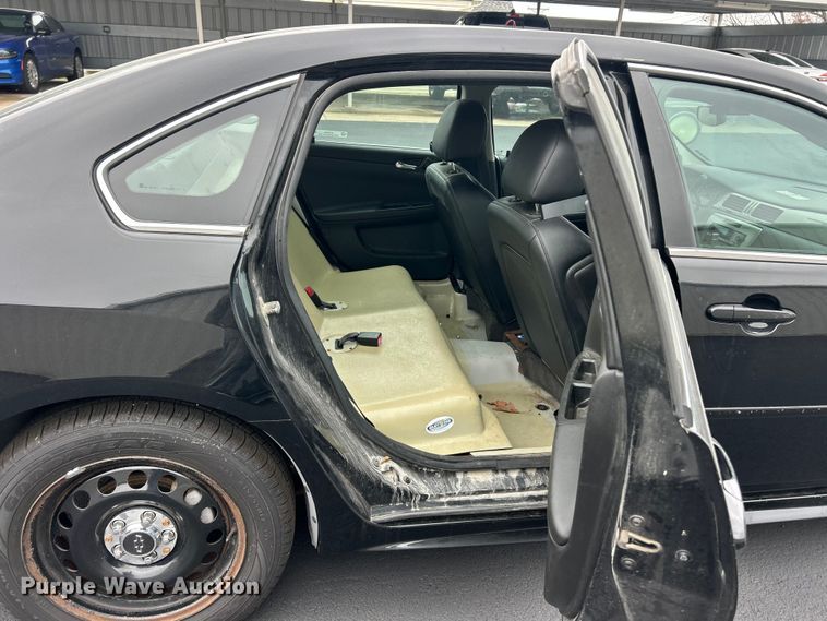 image for item ET6704 2013 Chevrolet Impala Police Cruiser 