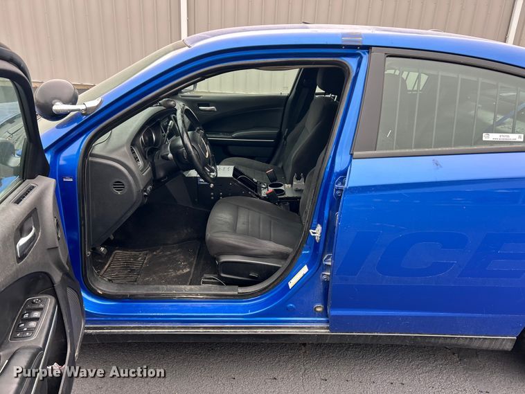 image for item ET6705 2019 Dodge Charger Police 