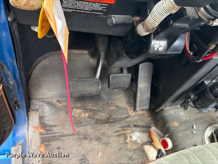 image for item ET7061 1998 Freightliner FLD semi truck