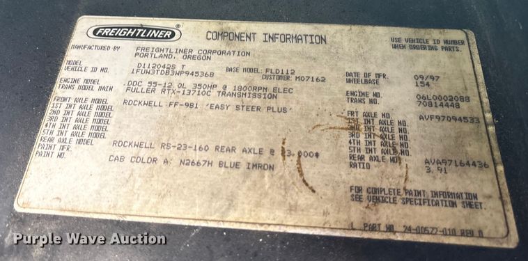 image for item ET7061 1998 Freightliner FLD semi truck