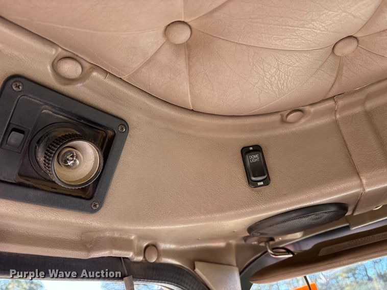 image for item ET7274 2012 International DF697 semi truck