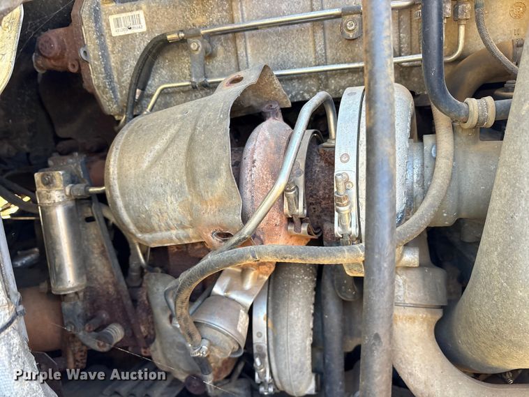 image for item ET7274 2012 International DF697 semi truck