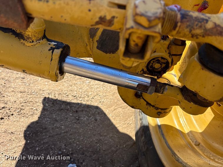 image for item ET7281 2006 Caterpillar 140H motor grader