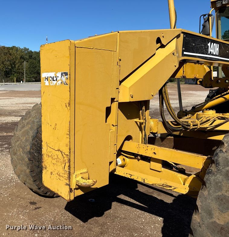 image for item ET7281 2006 Caterpillar 140H motor grader