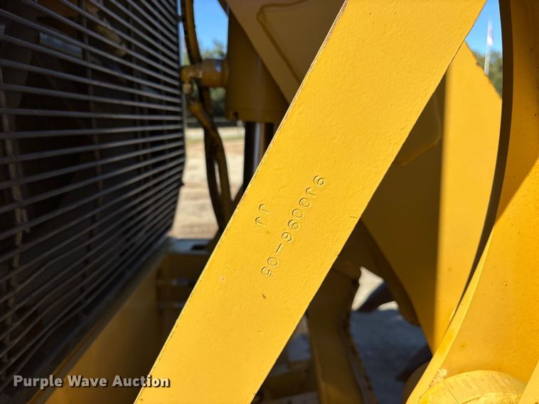 image for item ET7281 2006 Caterpillar 140H motor grader