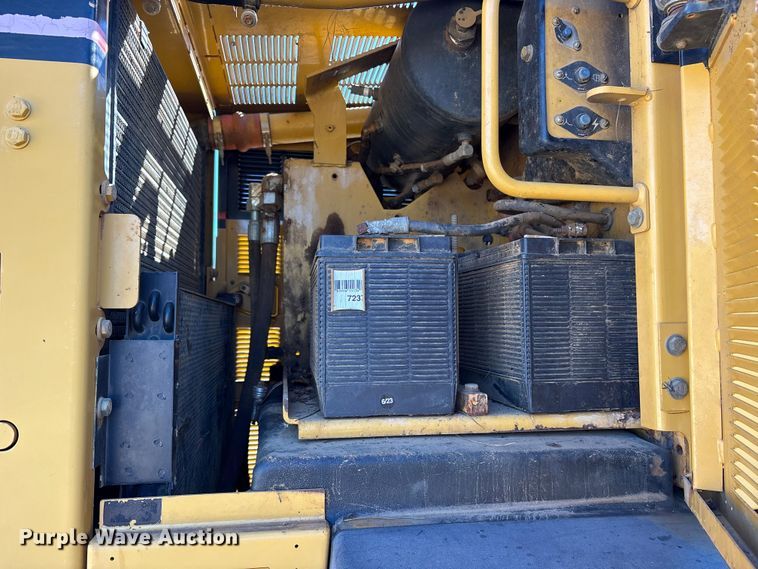 image for item ET7281 2006 Caterpillar 140H motor grader